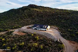 2377 W Old Ajo Way, Tucson, AZ 85746 - Photo 1