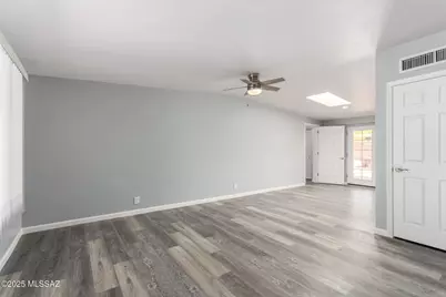 2033 S Augusta Place, Tucson, AZ 85710 - Photo 33
