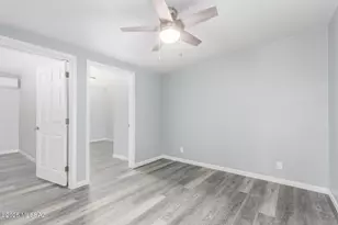 2033 S Augusta Pl, Tucson, AZ 85710 - Photo 19