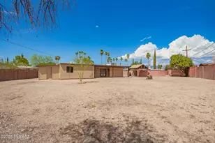 2033 S Augusta Pl, Tucson, AZ 85710 - Photo 25