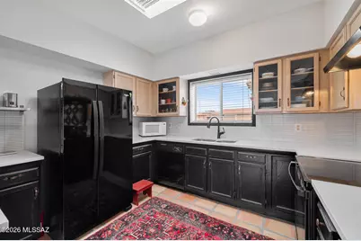 3863 S Calle Del Escudo, Green Valley, AZ 85622 - Photo 9