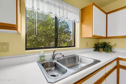 64510 E Canyon Shadows Lane, Tucson, AZ 85739 - Photo 17