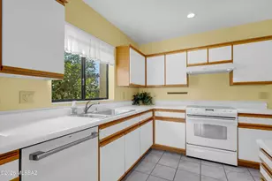 64510 E Canyon Shadows Ln, Tucson, AZ 85739 - Photo 3