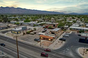 2842 1st N, Tucson, AZ 85719 - Photo 1