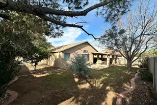 7585 S Carlisle Ave, Tucson, AZ 85746 - Photo 19