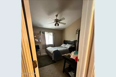 7585 S Carlisle Avenue, Tucson, AZ 85746 - Photo 9