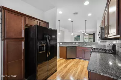 599 N Tunitcha Drive, Green Valley, AZ 85614 - Photo 7