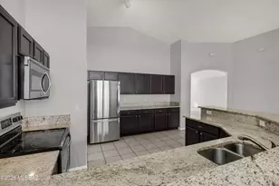 10215 E Mary Dr, Tucson, AZ 85730 - Photo 11