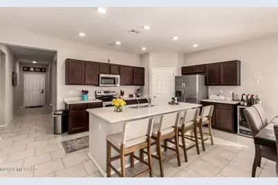 12446 W Reyher Farms Loop, Marana, AZ 85653 - Photo 13