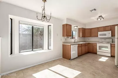 1979 N Belvedere Avenue #2, Tucson, AZ 85712 - Photo 9