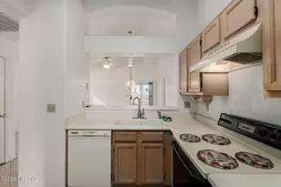 3420 S Crown Dancer Dr, Tucson, AZ 85730 - Photo 9