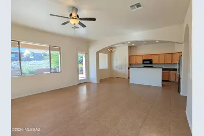 2033 W Acacia Bluffs Drive, Green Valley, AZ 85622 - Photo 5