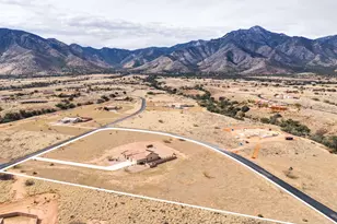 6233 E Molly Dr, Hereford, AZ 85615 - Photo 7