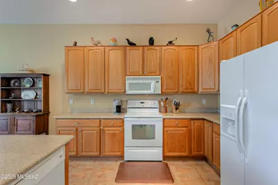 433 N Mountain Brook Drive, Green Valley, AZ 85614 - Photo 11