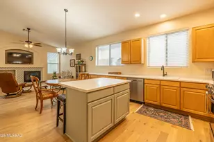 4071 W Tombolo Trail, Tucson, AZ 85745 - Photo 9