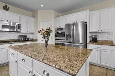 717 W Calle Canto Sereno, Sahuarita, AZ 85629 - Photo 13