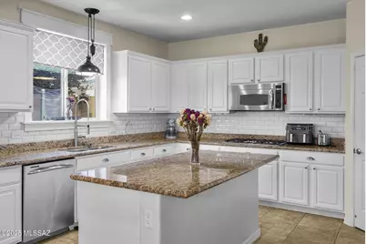 717 W Calle Canto Sereno, Sahuarita, AZ 85629 - Photo 11