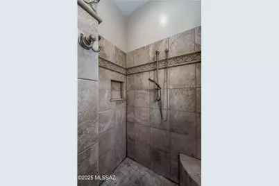 6129 E Coyotes Den Place, Tucson, AZ 85750 - Photo 37