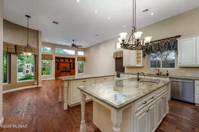 6129 E Coyotes Den Place, Tucson, AZ 85750 - Photo 5