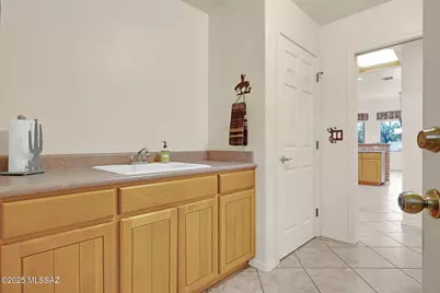 9886 E Veryl Place, Tucson, AZ 85749 - Photo 23