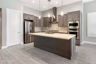 61645 E Travertine St, Oracle, AZ 85623 - Photo 7