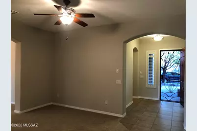 8612 N Moonfire Drive, Tucson, AZ 85743 - Photo 7