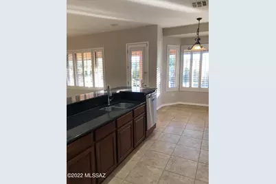 8612 N Moonfire Drive, Tucson, AZ 85743 - Photo 13
