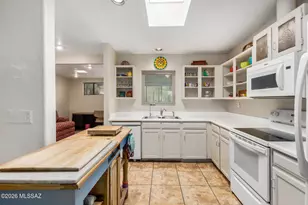 392 W Rio-Altar, Green Valley, AZ 85614 - Photo 13