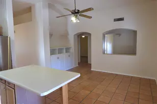 8704 N Frampton Pl, Tucson, AZ 85742 - Photo 9