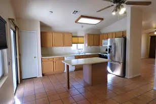 8704 N Frampton Pl, Tucson, AZ 85742 - Photo 7