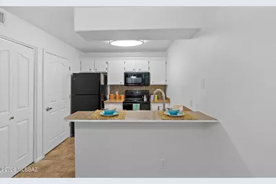 5751 N Kolb Road #33102, Tucson, AZ 85750 - Photo 7