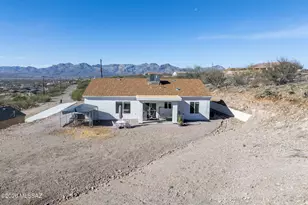 1878 Circulo Girasol, Rio Rico, AZ 85648 - Photo 3