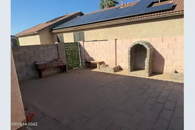 6927 W Red Rock Drive, Tucson, AZ 85743 - Photo 5