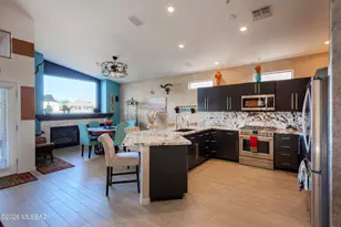 3398 S Abrego Dr, Green Valley, AZ 85614 - Photo 9