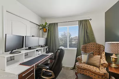 6734 W Nueva Vista Drive, Tucson, AZ 85743 - Photo 15