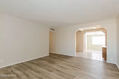 5828 E Calle Silvosa, Tucson, AZ 85711 - Photo 3