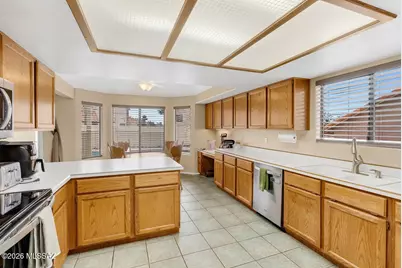 1111 W Graythorn Place, Tucson, AZ 85737 - Photo 7
