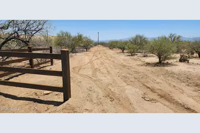 5031 Helmet Peak Road, Sahuarita, AZ 85629 - Photo 5