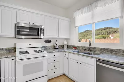 9471 N Whispering Shadows Way, Tucson, AZ 85743 - Photo 3