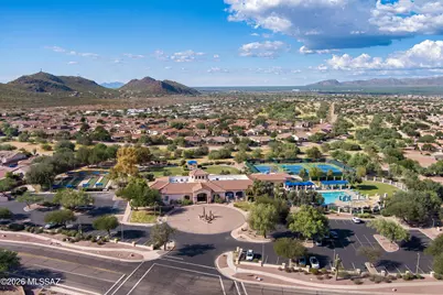 9471 N Whispering Shadows Way, Tucson, AZ 85743 - Photo 33