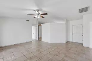 8911 E Fairway Groves Dr, Tucson, AZ 85730 - Photo 7