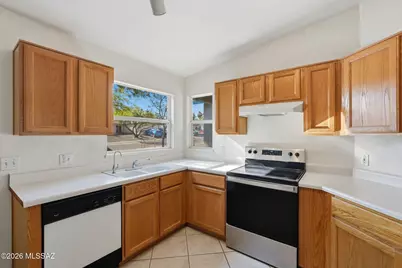 8911 E Fairway Groves Drive, Tucson, AZ 85730 - Photo 13