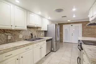 8234 E Big Horn Trl, Tucson, AZ 85750 - Photo 3