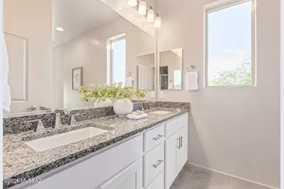 8829 N Sherry Cervi Way, Tucson, AZ 85743 - Photo 19