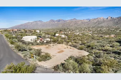 9911 Mt Pleasant Drive #14, Tucson, AZ 85749 - Photo 11