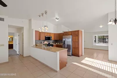 2657 W Lazybrook Drive, Tucson, AZ 85741 - Photo 7