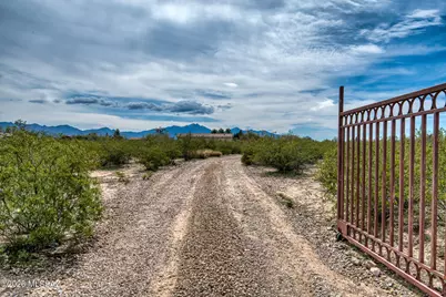 6690 E Sahuarita Road, Sahuarita, AZ 85629 - Photo 1