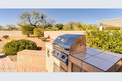 971 N Desert Deer Ps, Green Valley, AZ 85614 - Photo 23