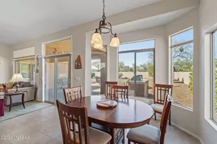 971 N Desert Deer Ps, Green Valley, AZ 85614 - Photo 7