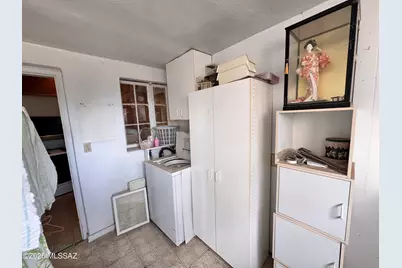 2328 E Hawthorne Street, Tucson, AZ 85719 - Photo 7